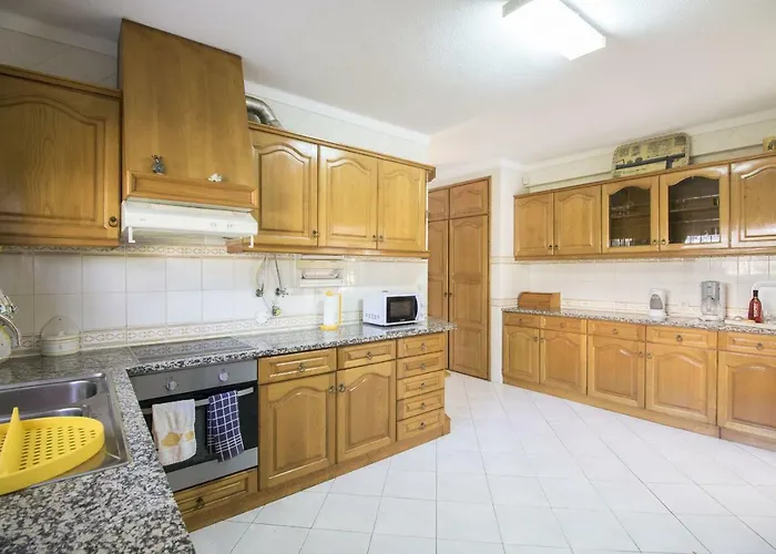 Willa Popa Quarteira